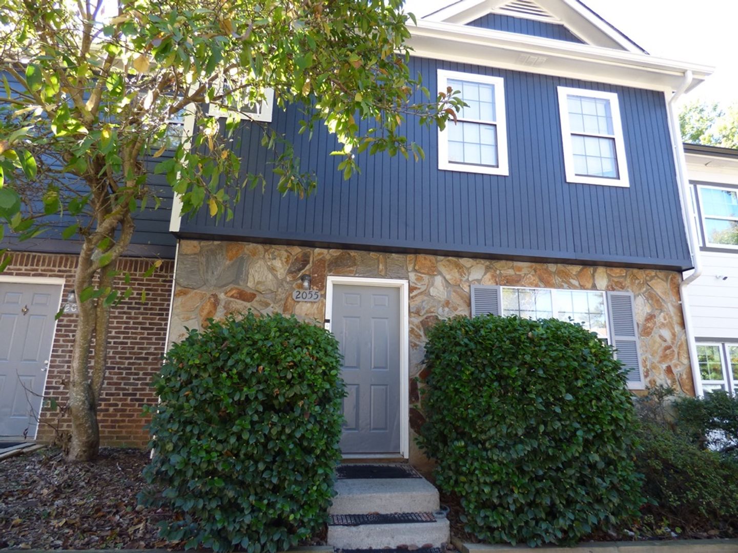 Austell House: 2077 Lenoa Lane