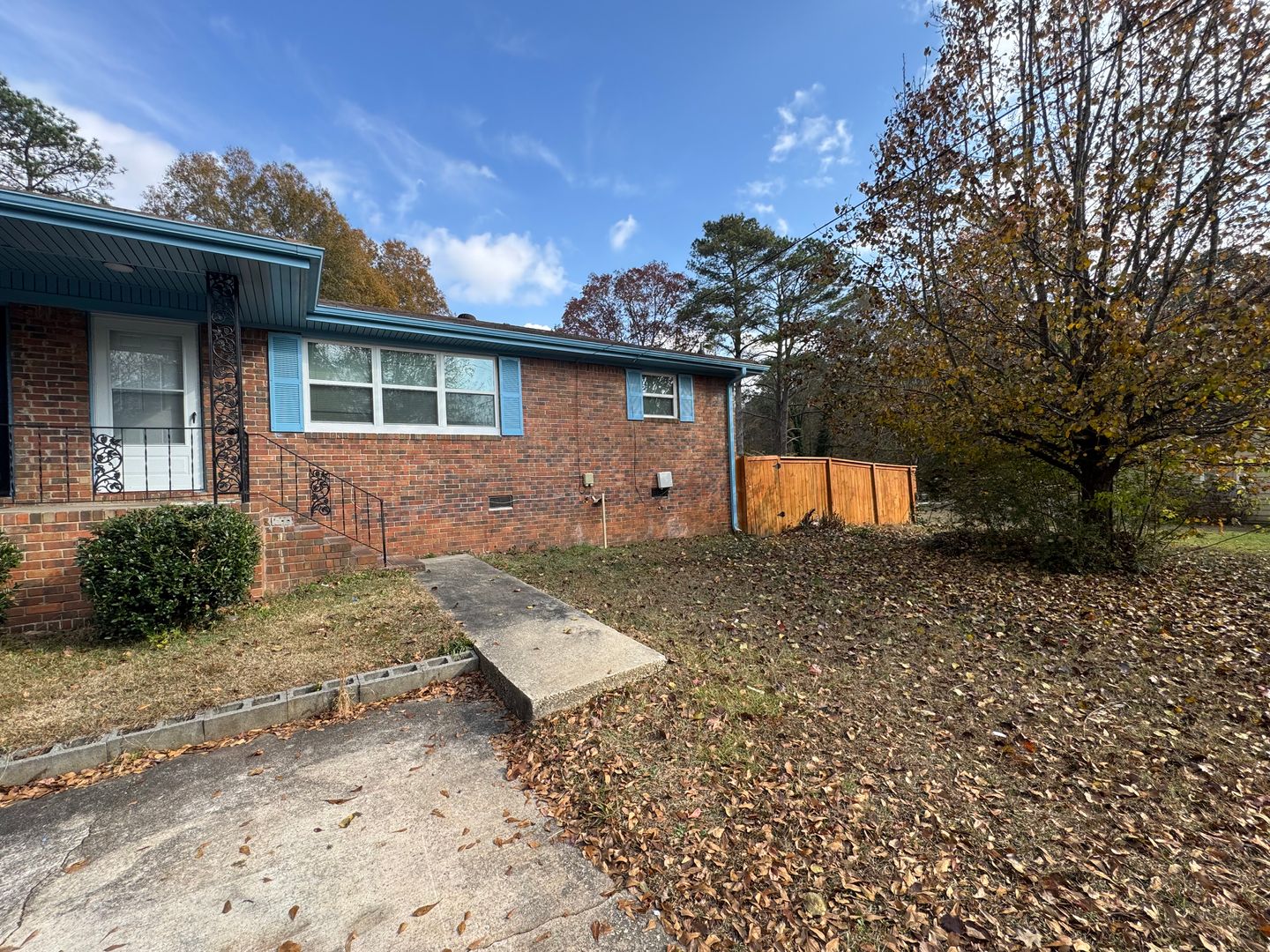 Austell Apartment: 5069 Flint Hill Road