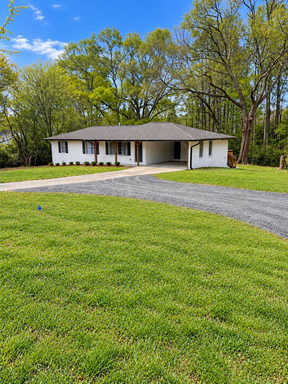 3 Bedroom Rental – 1820 Lost Mountain Road, Powder Springs, GA 30127