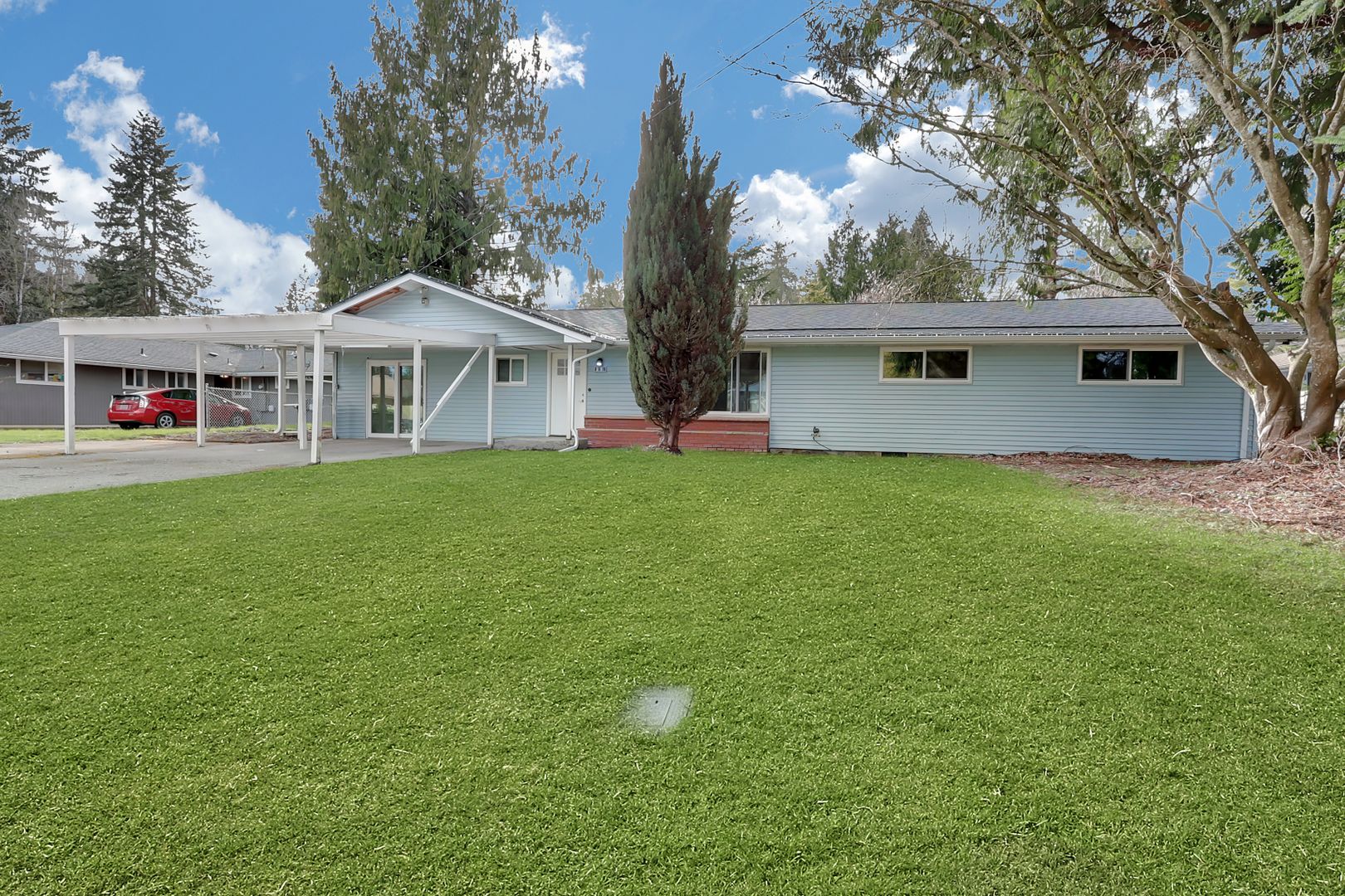 Lacey House: 1625 Alder St Se