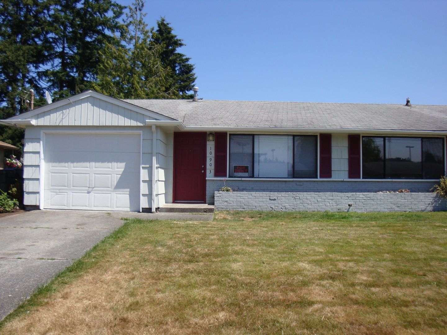 Lakewood Apartment: 10903 Briar Rd SW