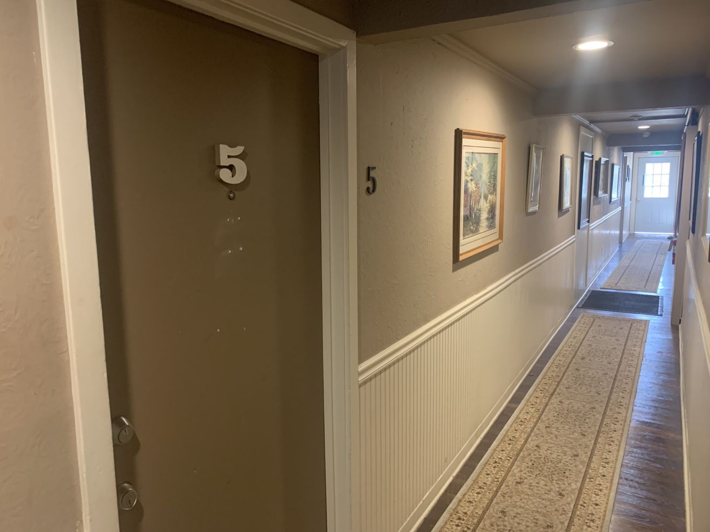 Lakewood Apartment: 10204 DeKoven Drive SW