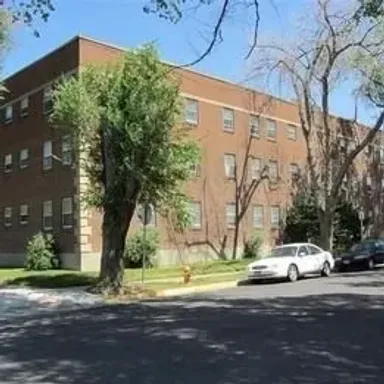 446 W Whitman - 104