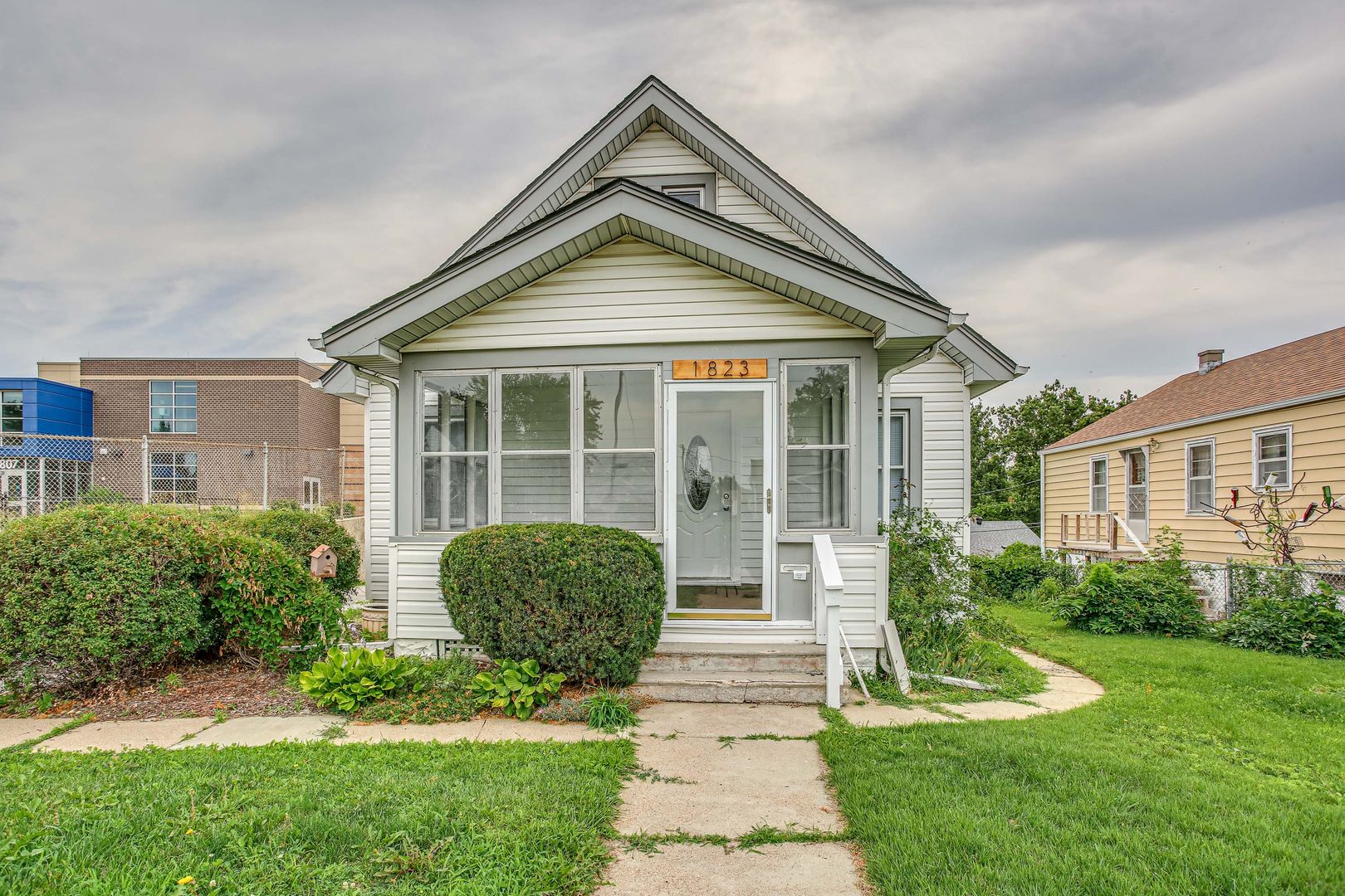 Omaha House: 1823 S. 60th St.