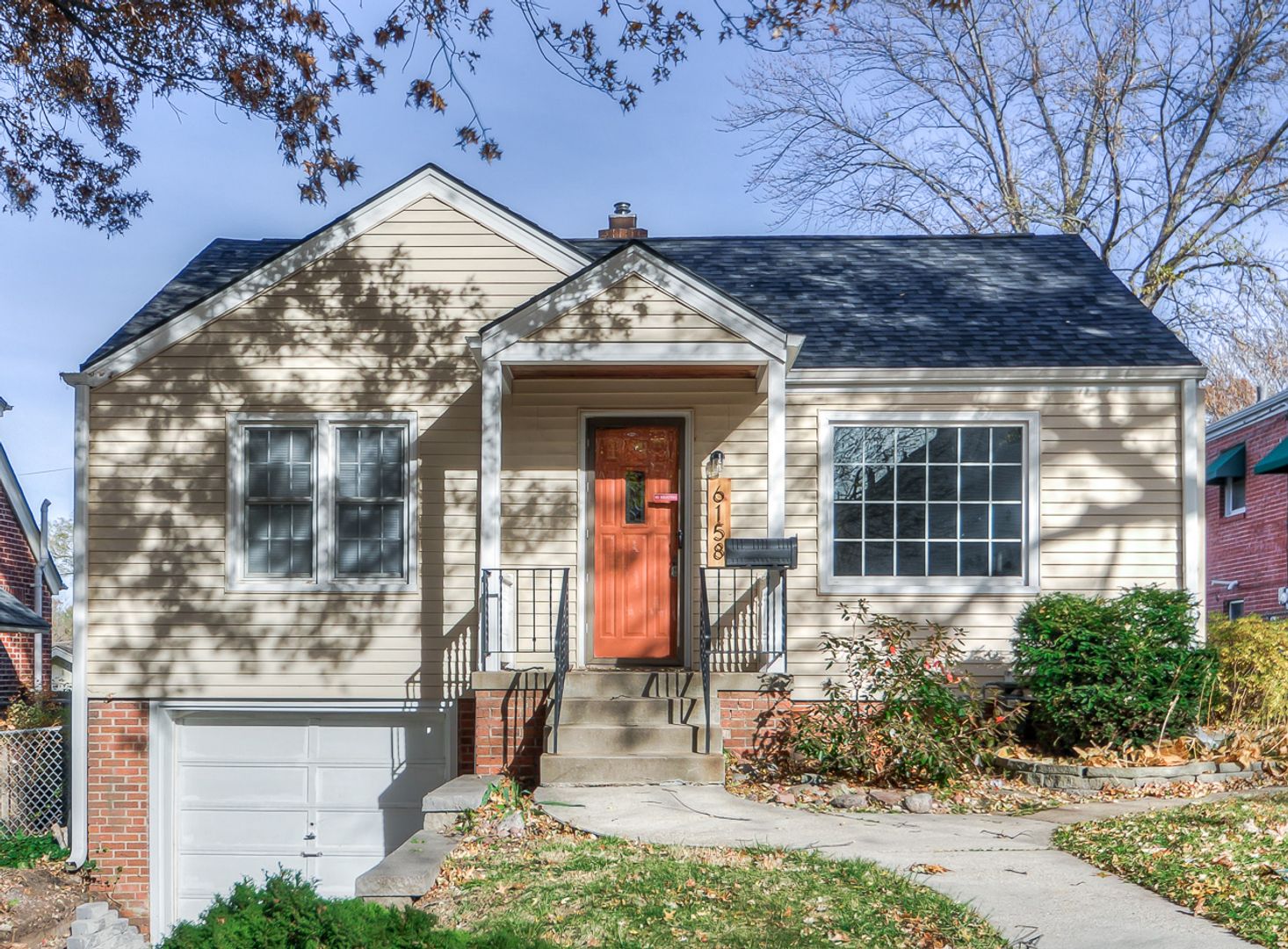 Omaha House: 6158 Shirley St.