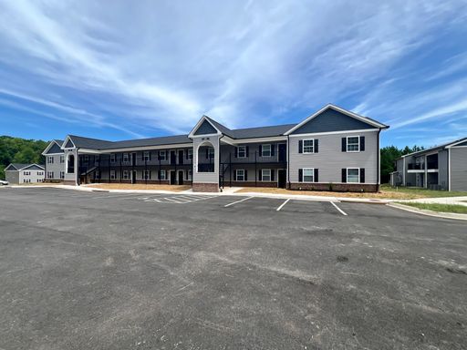 Brookside Lane Apartments!
