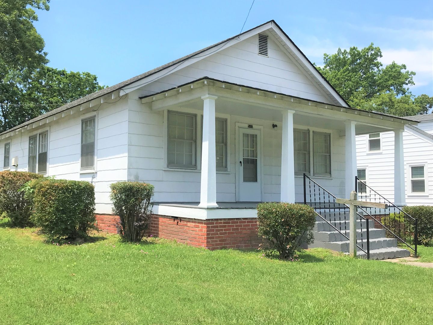 South Hill House: 510 East Atlantic Street