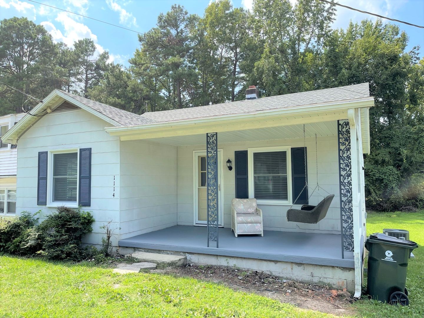 South Hill House: 1114 Goodes Ferry