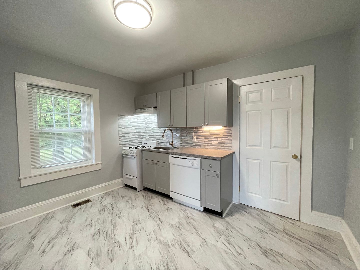 RENOVATED Cozy Ranch Rental Waiting For You!!