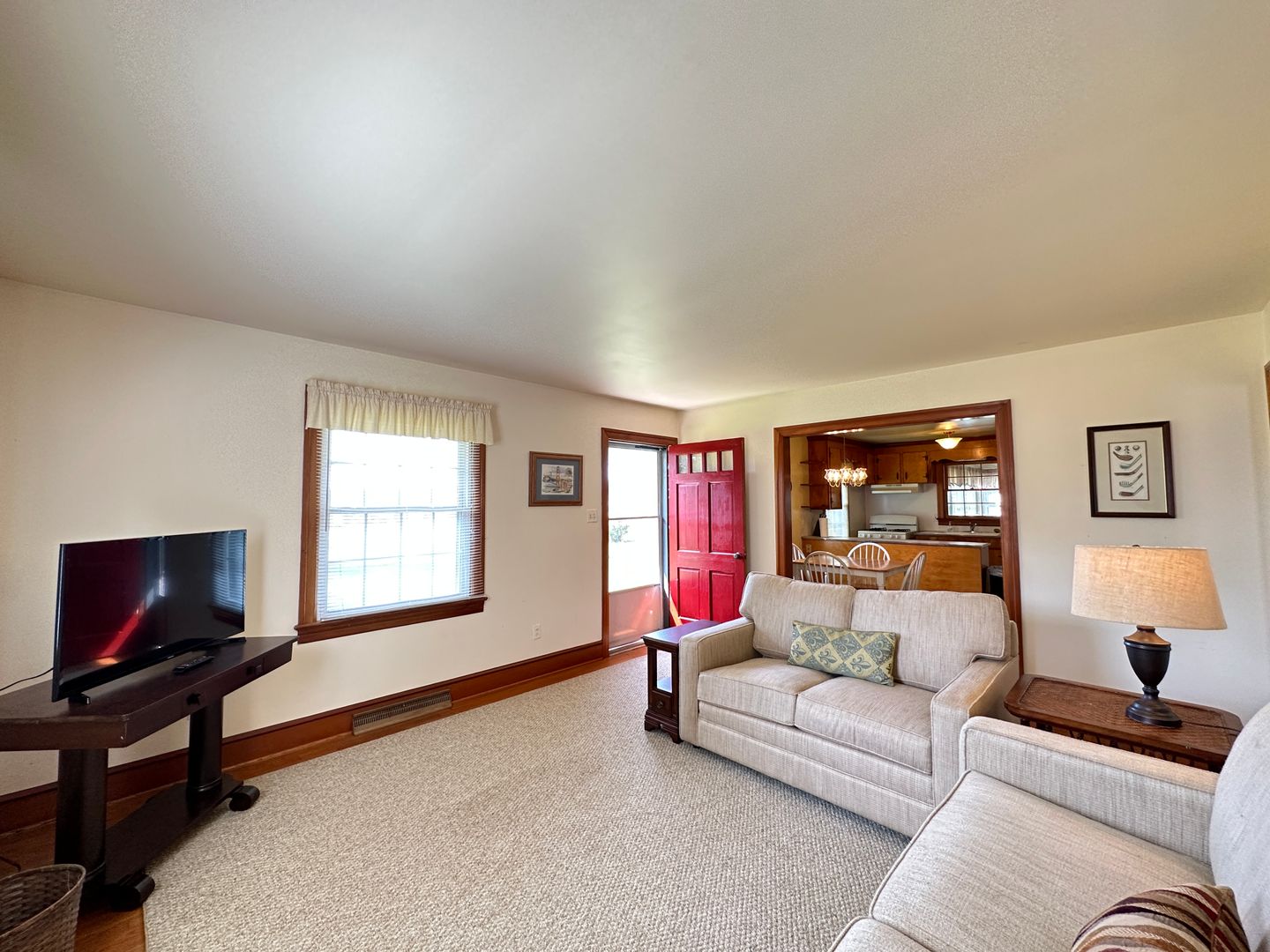 LaCrosse House: 547 Union Mill Rd