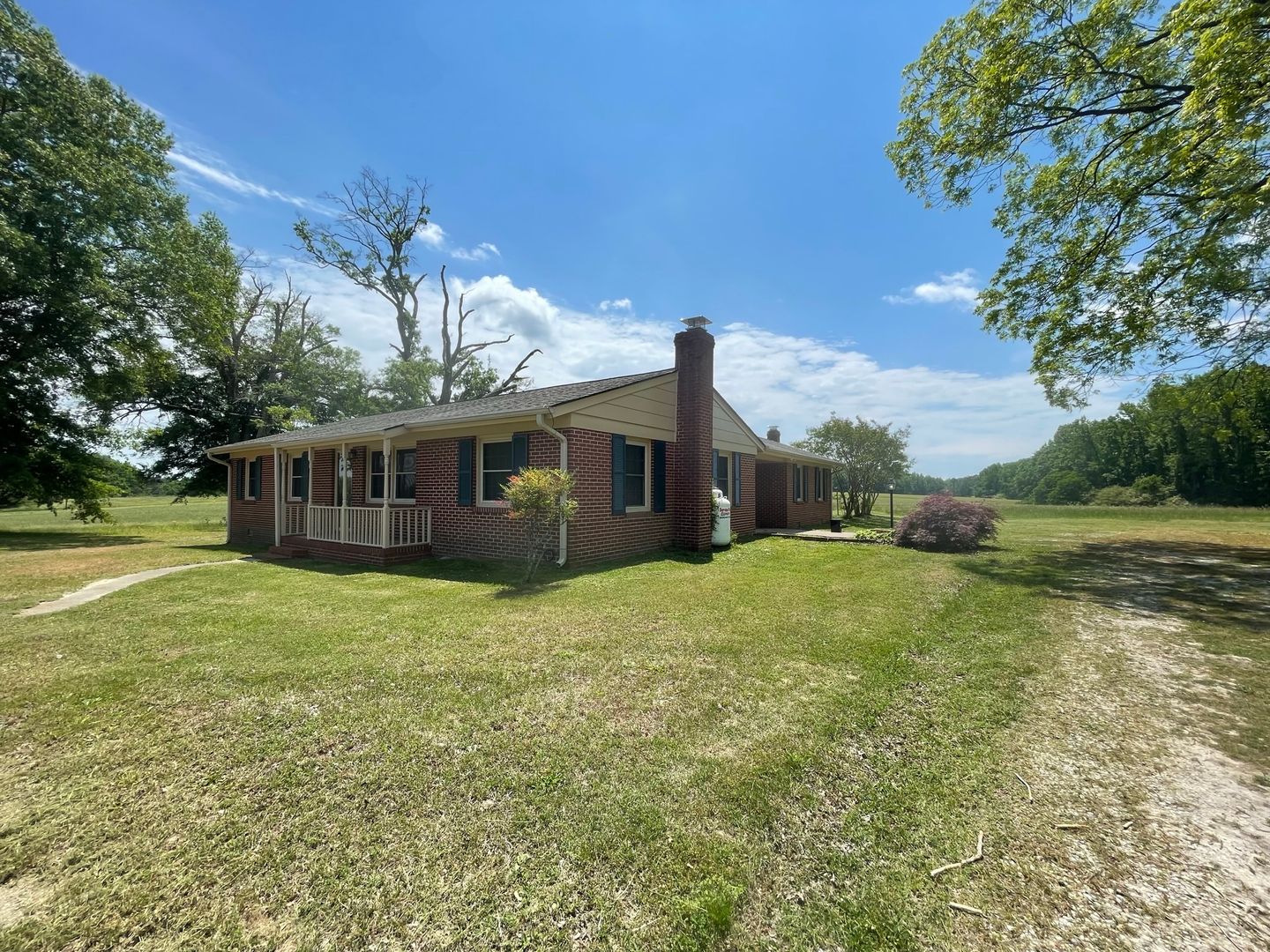 South Hill House: 26950 Highway Fifty Eight