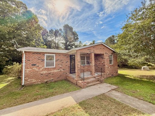 3 Bed 1 Bath Rental at 4276 Old Indian Road, Brodnax, VA – photo 1