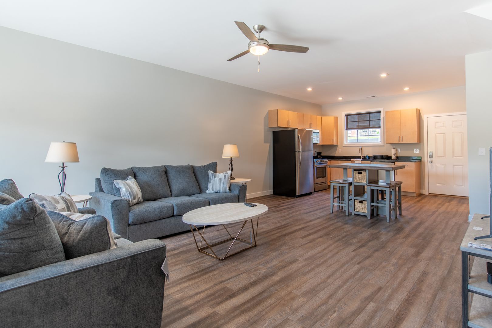 South Hill Apartment: 407-419 Franklin Street