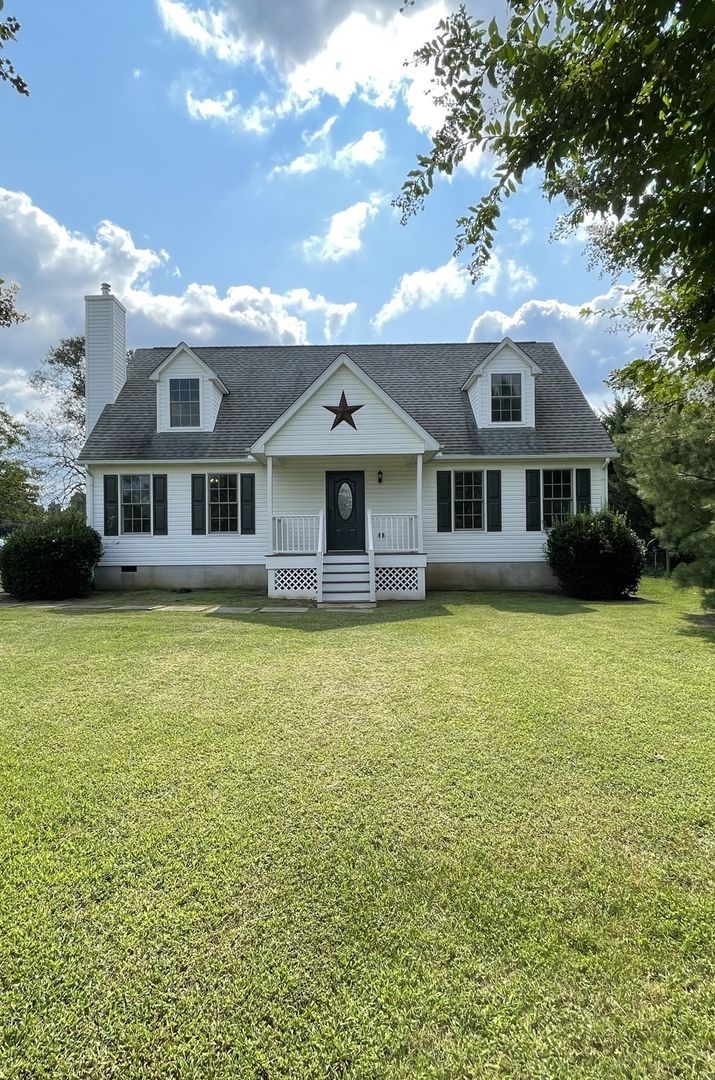 Chase City House: 12154 Highway 47