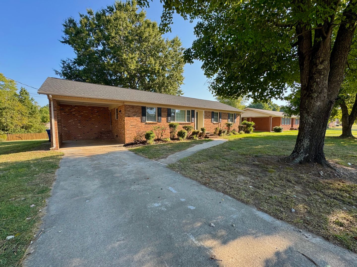 South Hill House: 301 E. Ferrell Street