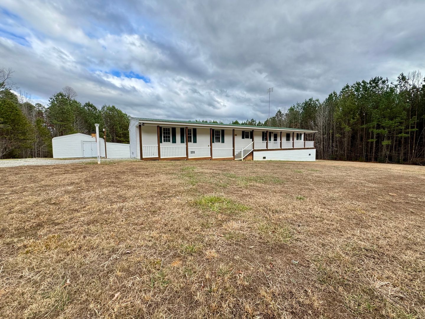 Boydton House: 316 Moores Drive