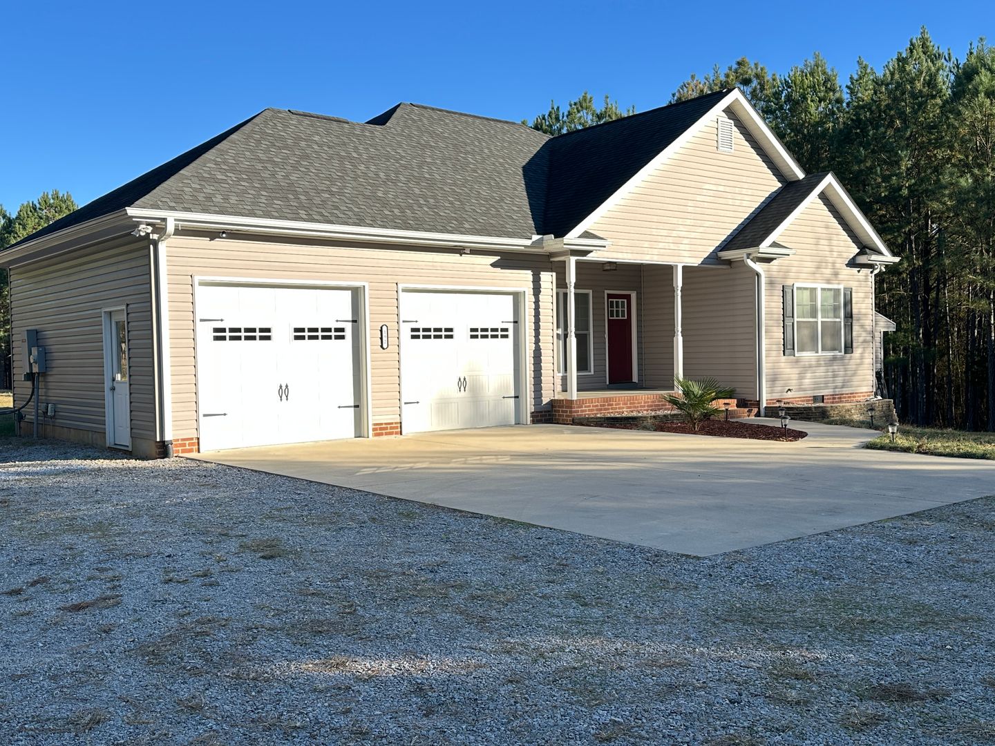 Bracey House: 192 Franck Lane