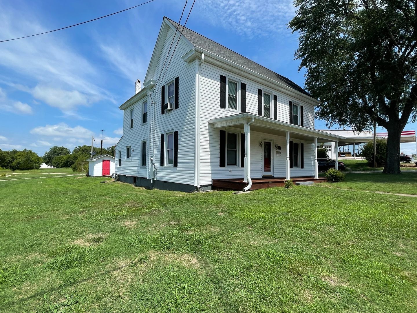Lawrenceville House: 201 S. Hicks St.