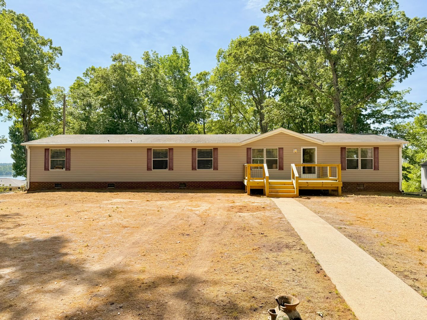 Bracey House: 203 Lost Forest Road