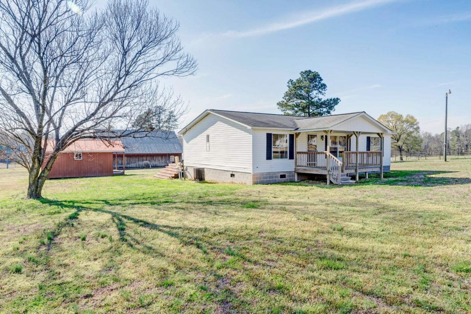 Norlina House: 115 Stallion Alley Lane