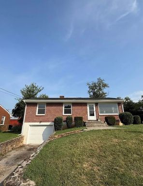 1910 Glenroy St NW – photo 1