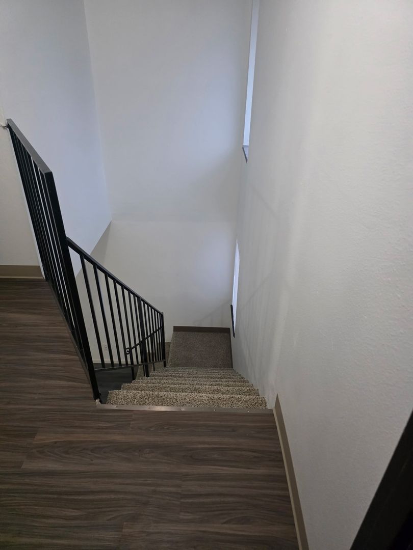 Portland Apartment: SE 160th Ave