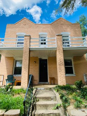 Charming 2bdrm/1bth Apartment Located in Richmond's Carytown/Museum District! – photo 1
