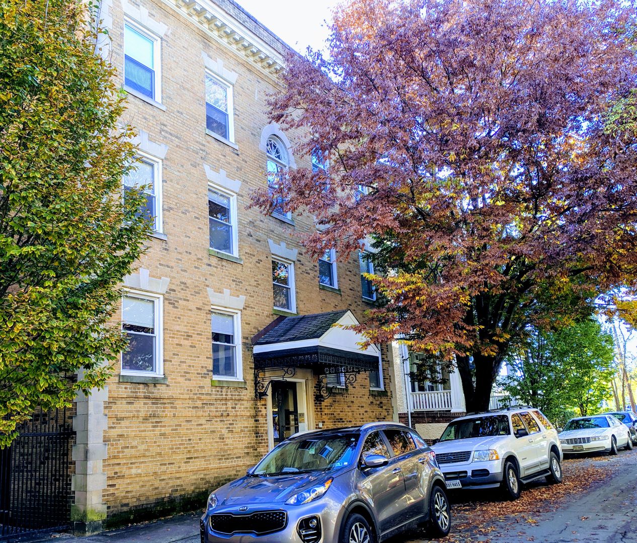 Richmond Apartment: 707 N. Colonial Avenue