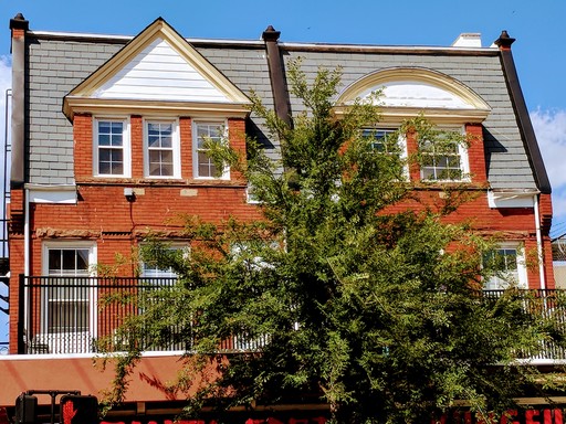 Lovely 1bdrm/1bth Apartment Conveniently Located in the Heart of VCU w/Private Balcony – photo 1