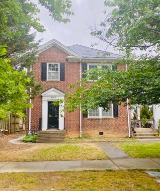 Spacious 2bdrm/1bth Apartment Conveniently Located in Richmond's Sauer's Gardens Neighborhood! With PRIVATE BALCONY!!! – photo 1