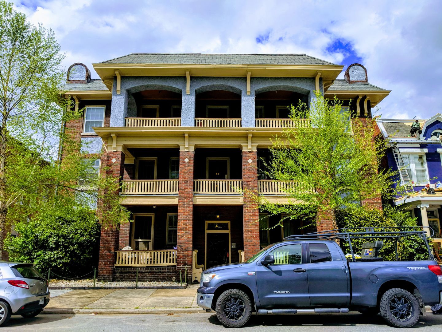 Richmond Apartment: 2708 Hanover Ave.