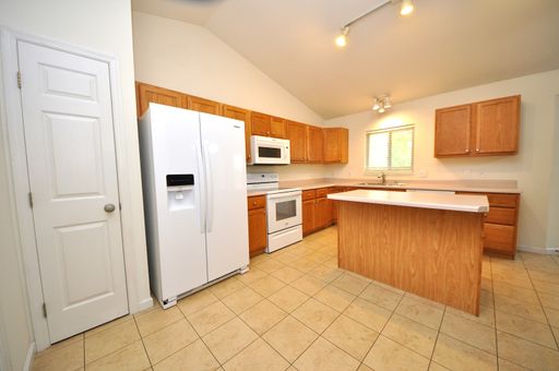 Beautiful Renovated 3 Bedroom 3 Bathroom in Wentzville – photo 1