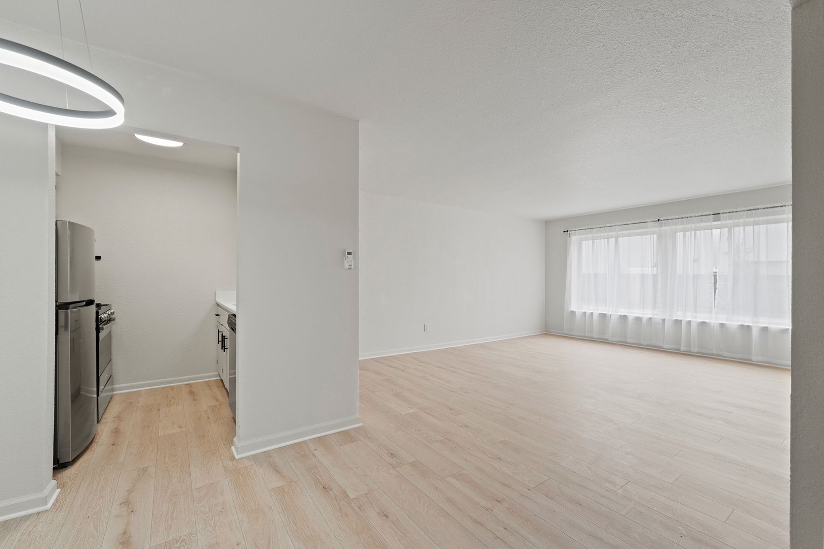 Fort Wayne Apartment: 2445 Fairfield Ave
