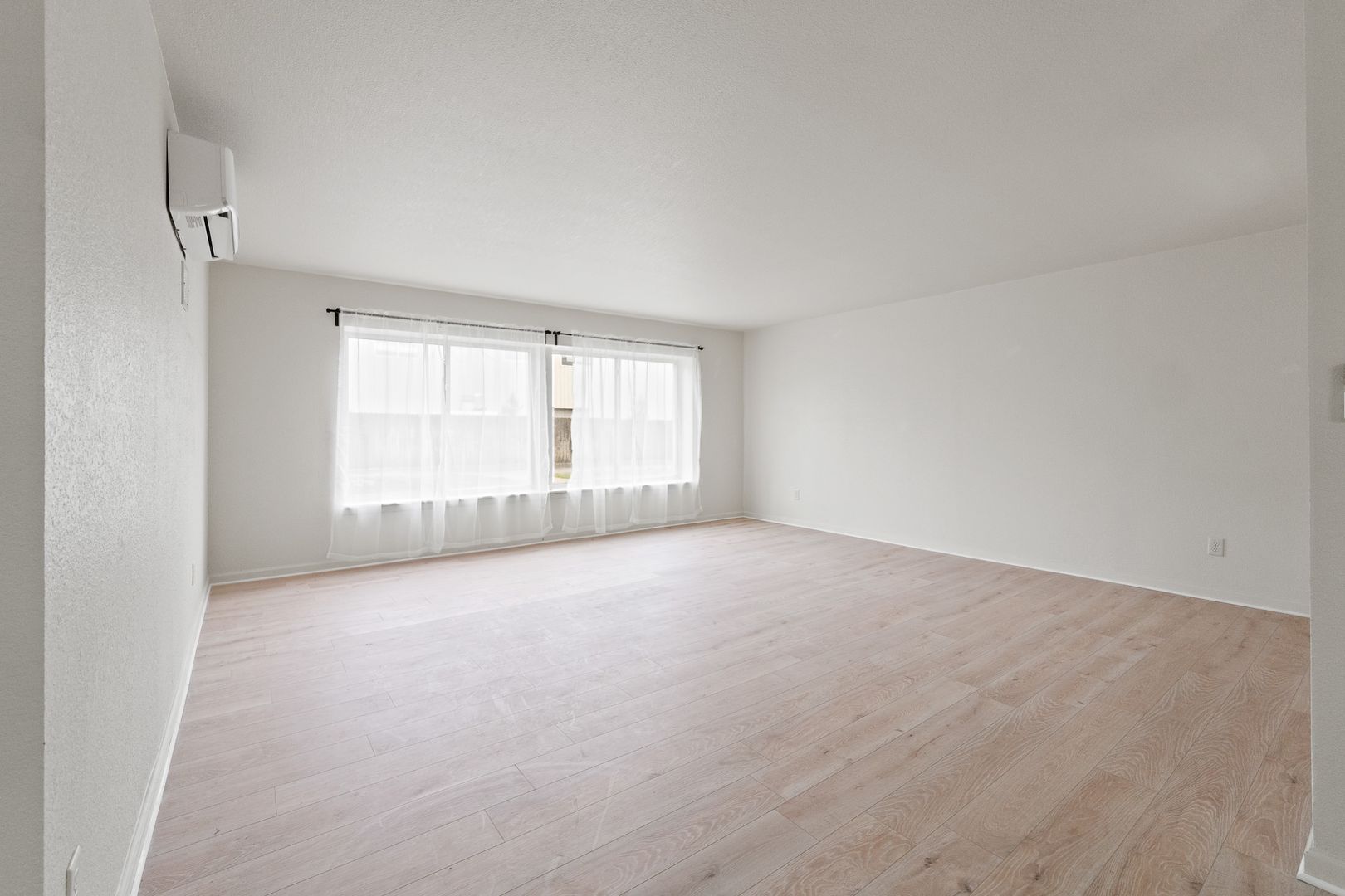 Fort Wayne Apartment: 2445 Fairfield Ave