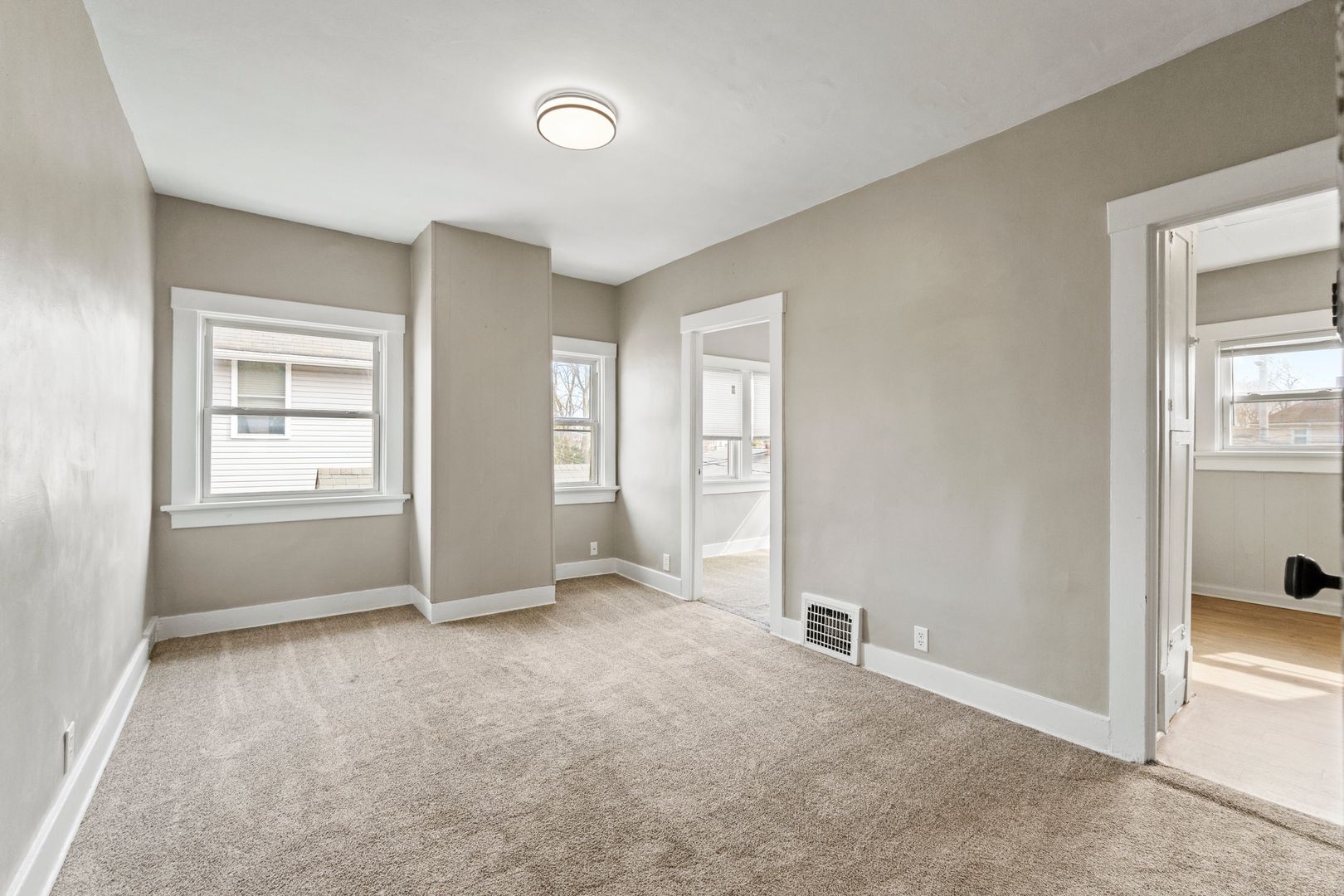 Fort Wayne Apartment: 1230 Delta Blvd