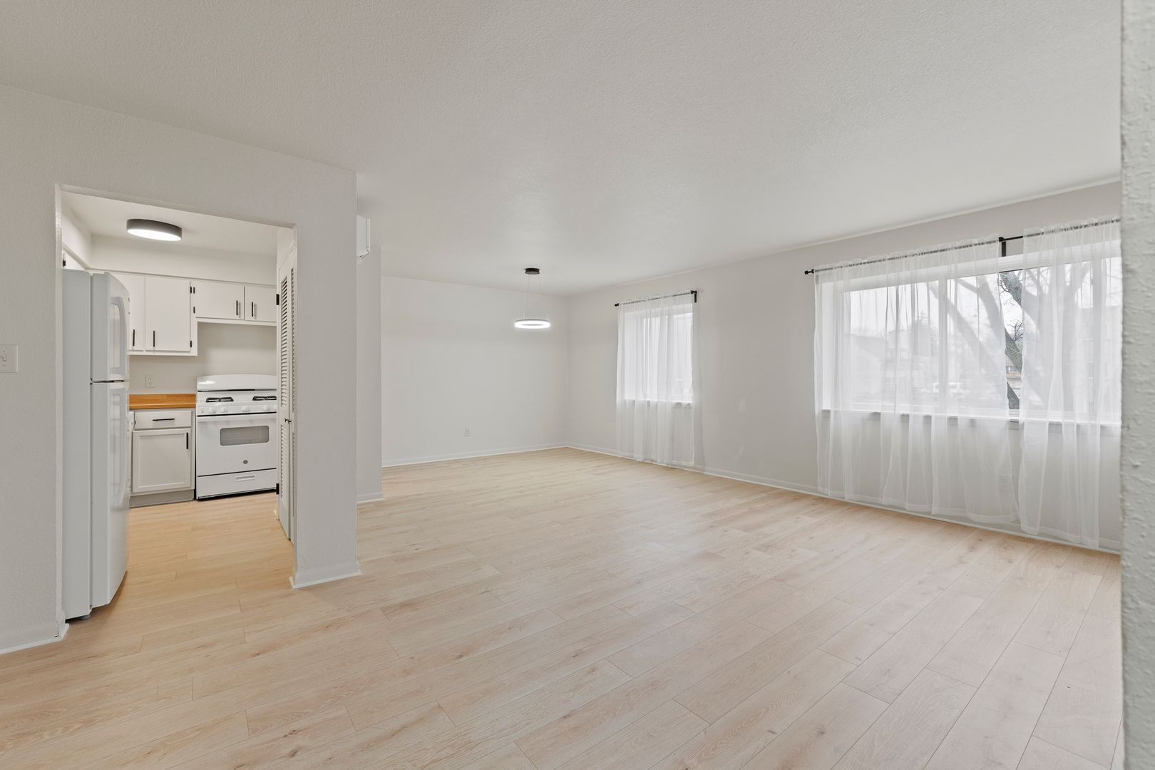 Fort Wayne Apartment: 2445 Fairfield Ave