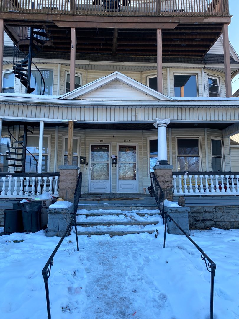 Scranton Apartment: 1125 1127 Pittston Ave