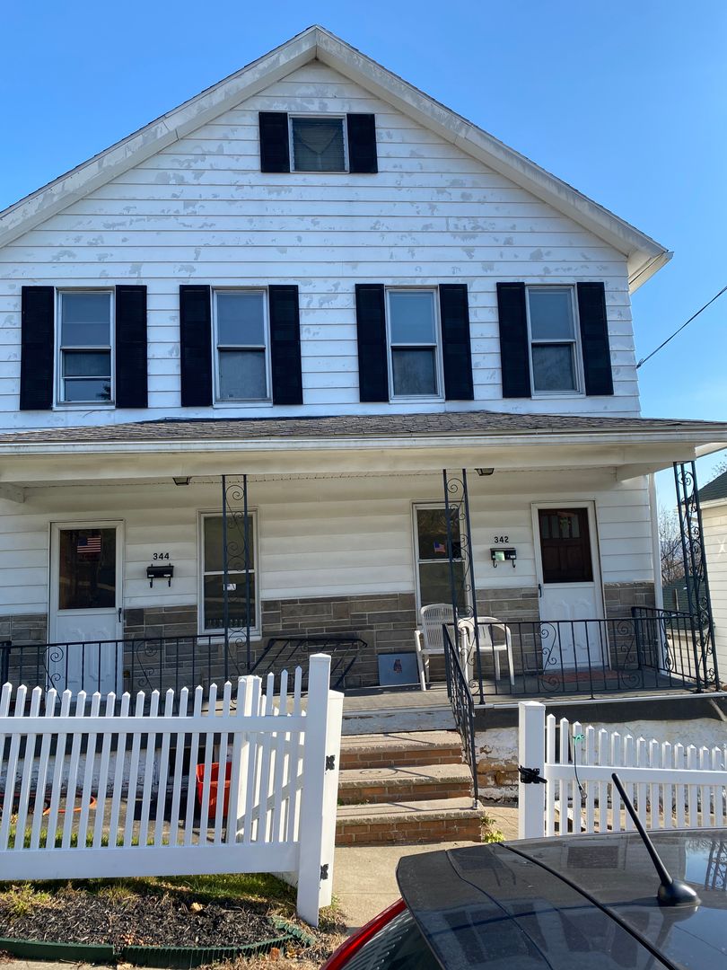 Scranton Apartment: 342 & 344 N. Fillmore Street