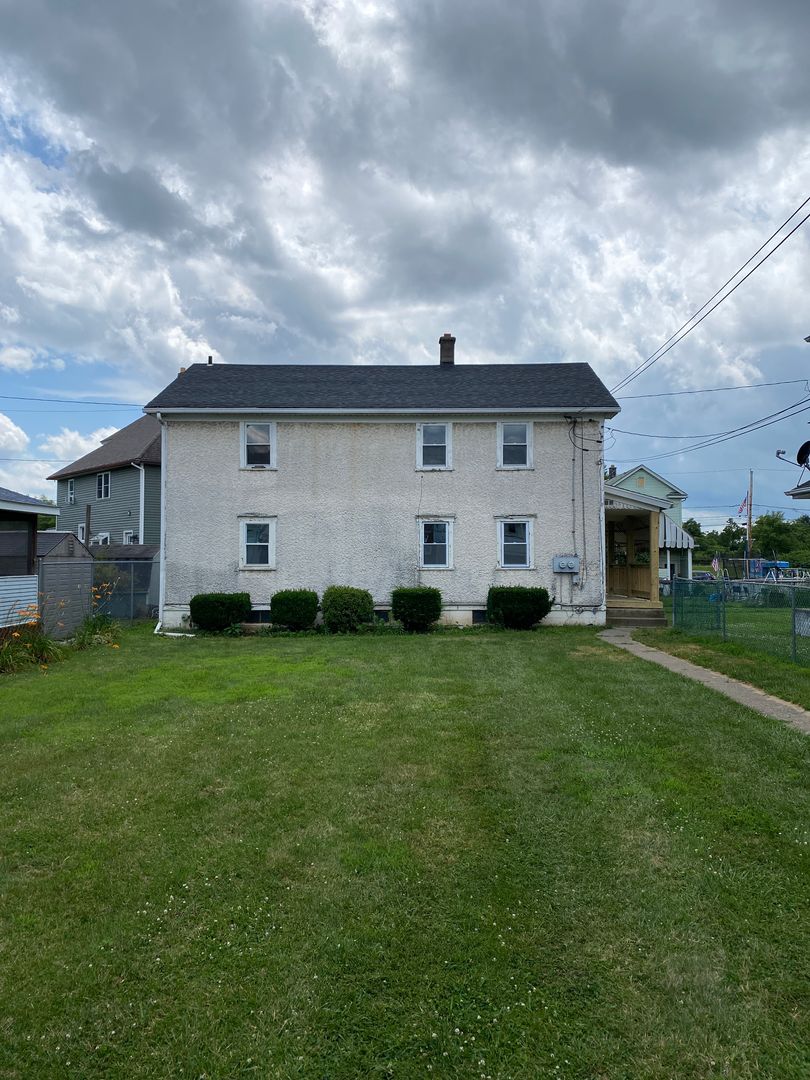 215 Mary Street