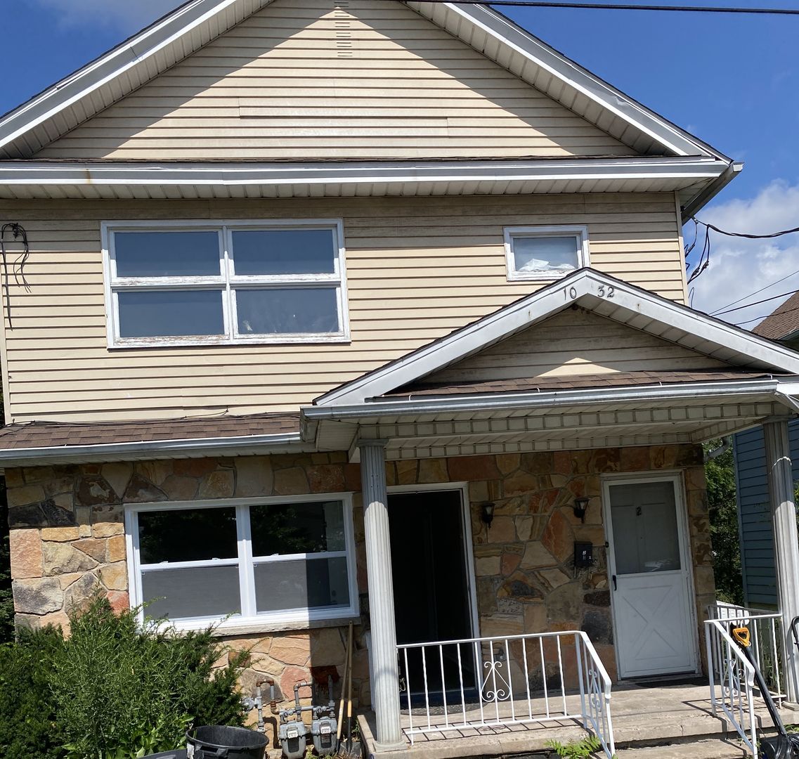 Scranton Apartment: 1032 Crown Avenue