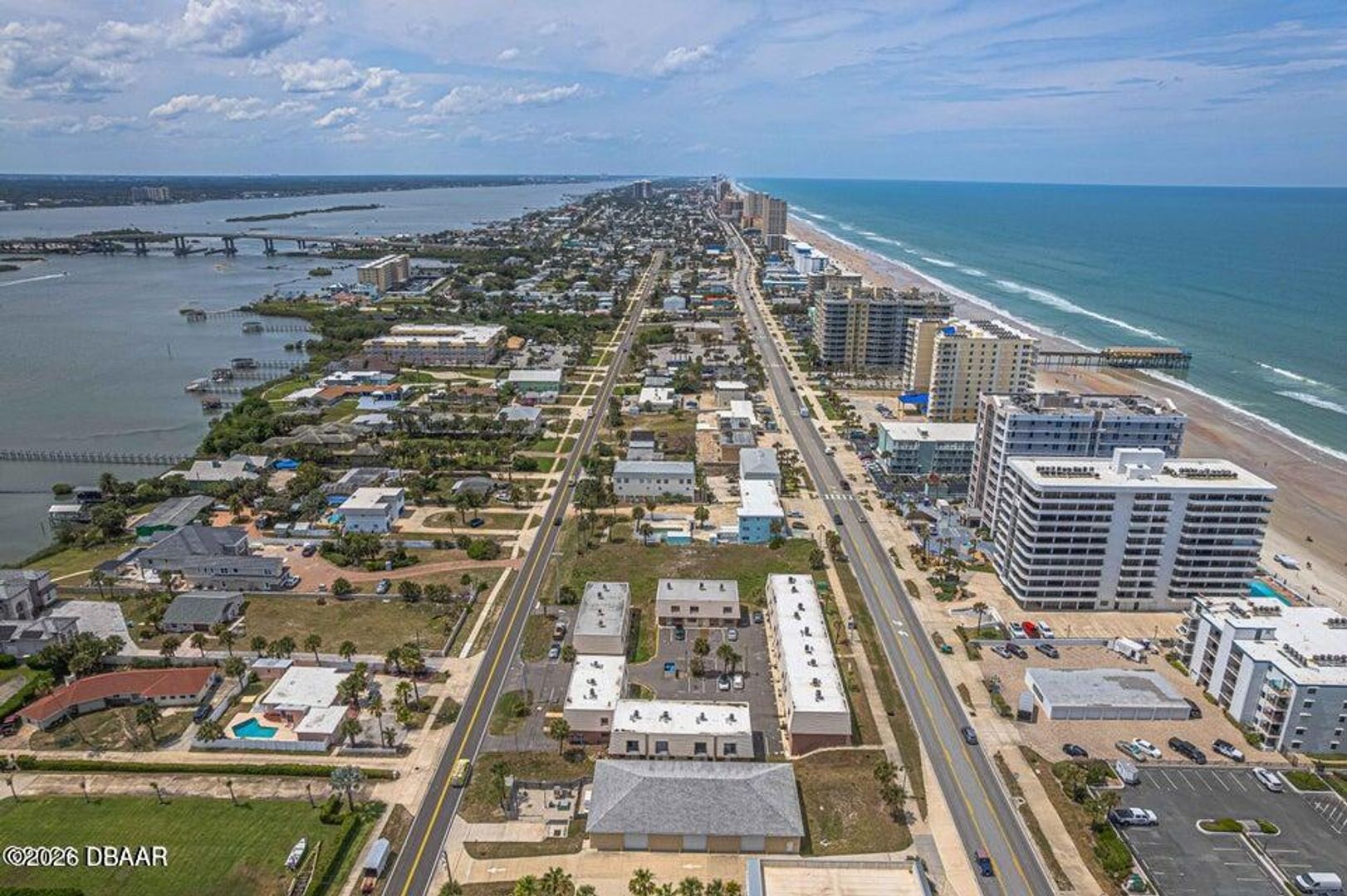 Daytona Beach House: 3750 S Atlantic Ave