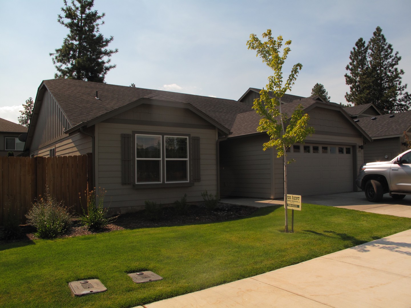 SISTERS House: 1171 W HILL