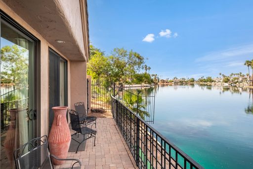 1402 West Lake Mirage Court – photo 1