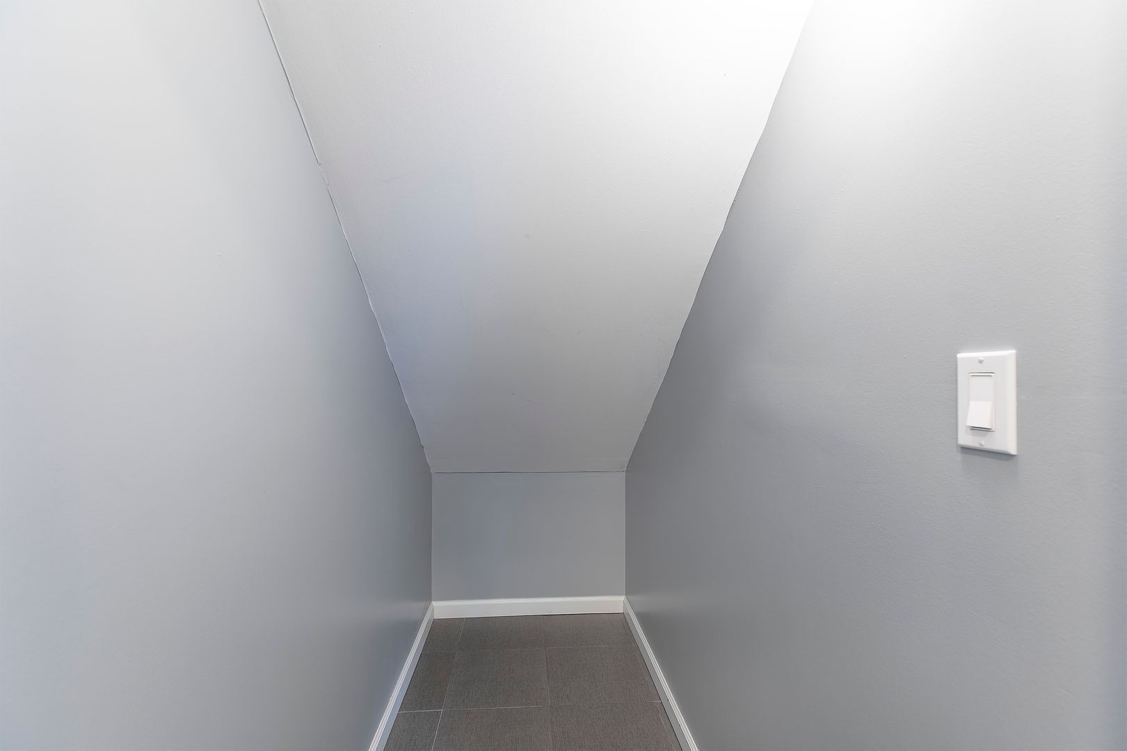 Honolulu Apartment: 2615 Booth Rd