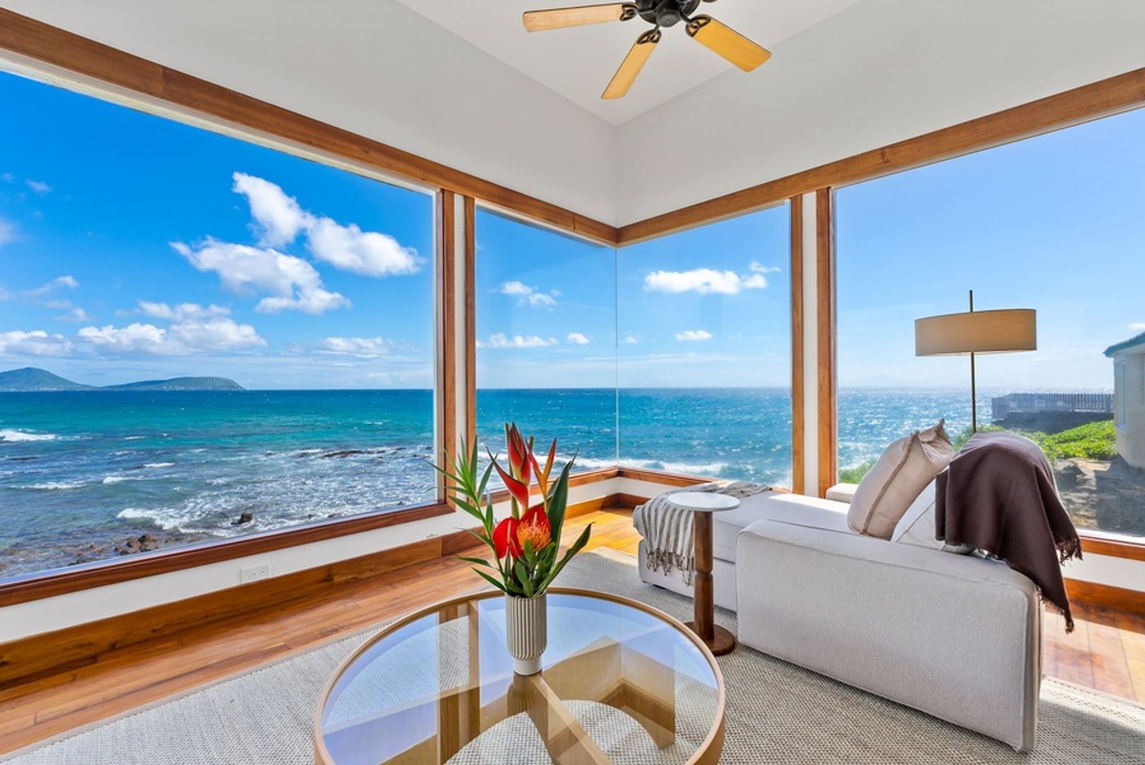 Honolulu House: 4157 Black Point Road