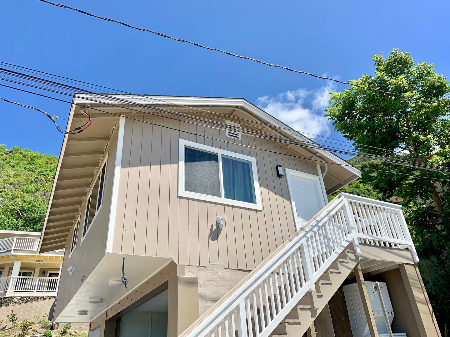 Honolulu House: 2622 D Waolani Ave