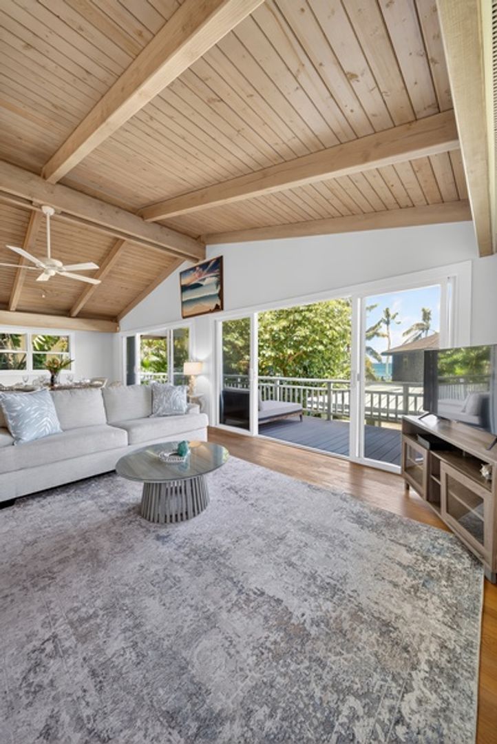 Haleiwa House: 59-60 Huelo Street