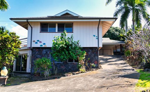 Renovated Studio Ohana with Full Kitchen & Private Laundry – photo 1