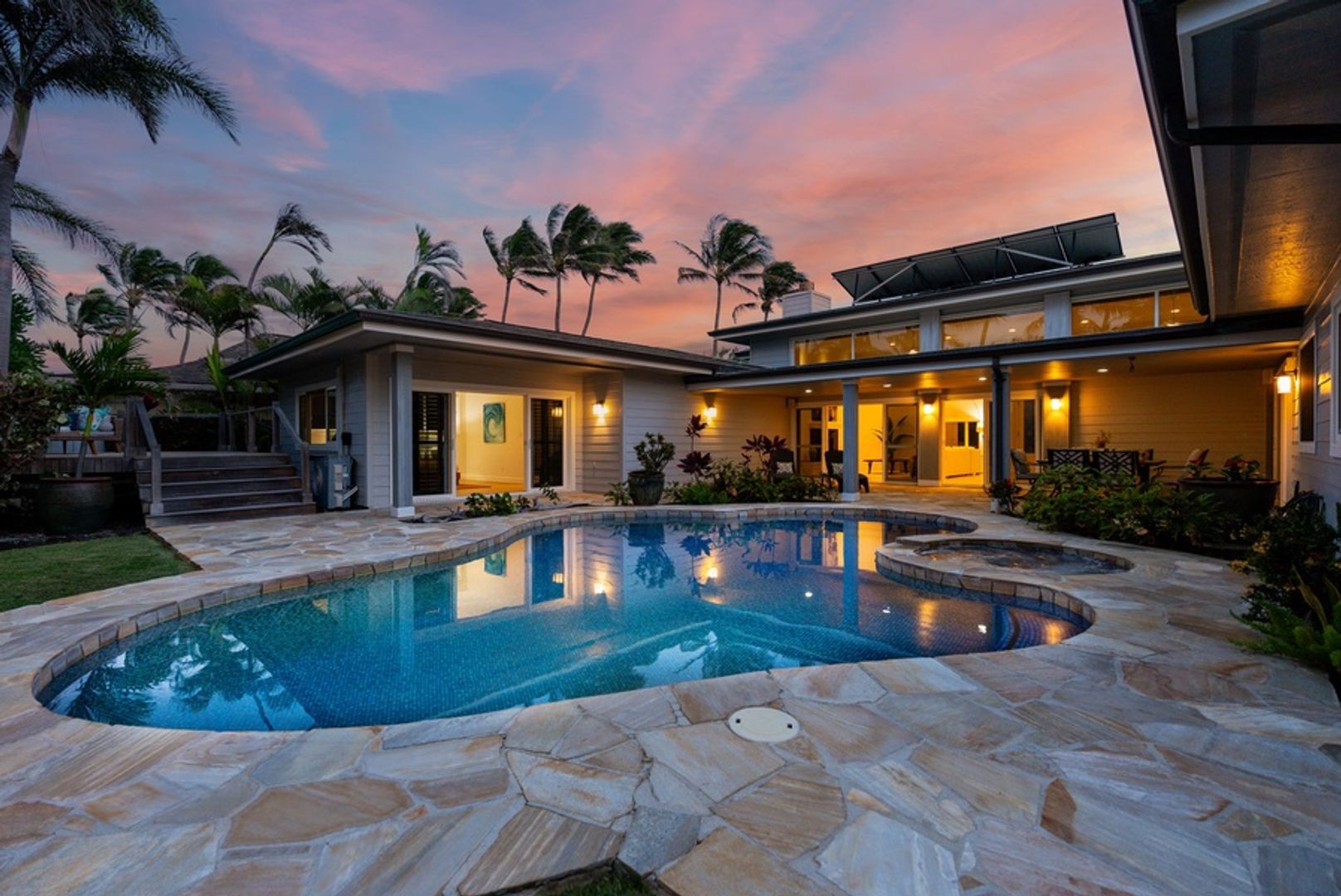 Kailua House: 145 Kaimoani Way