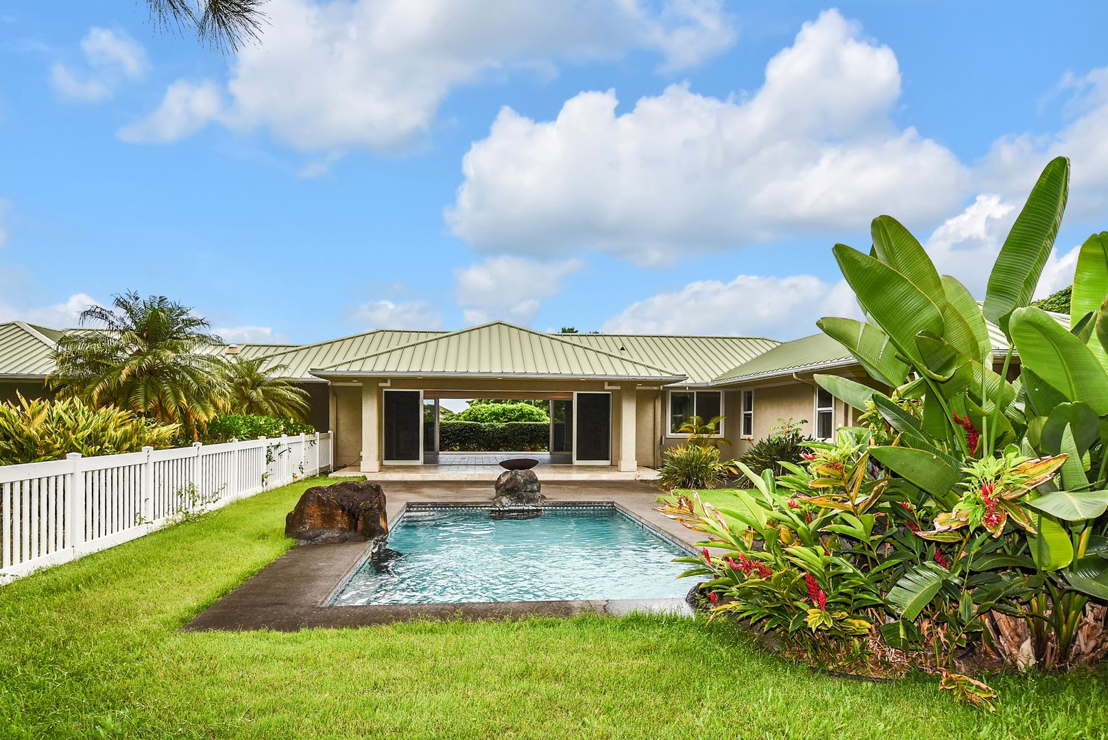 Kailua Kona House: 75-654 Nani Ohai Place